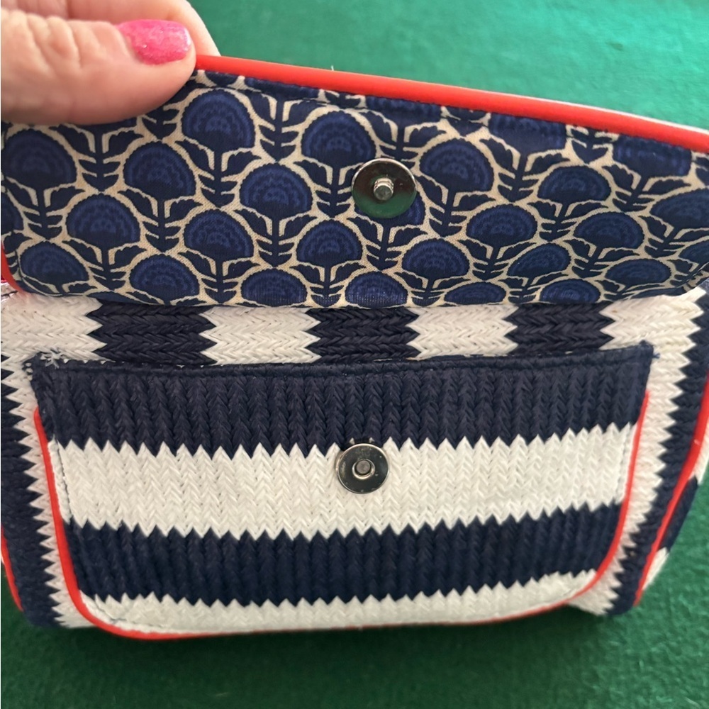 Vera Bradley Raffia nautical wristlet - Picture 2 of 6